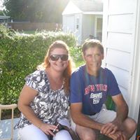 Debbie Dodge Photo 8