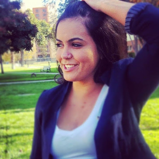 Hilda Velasco Photo 17
