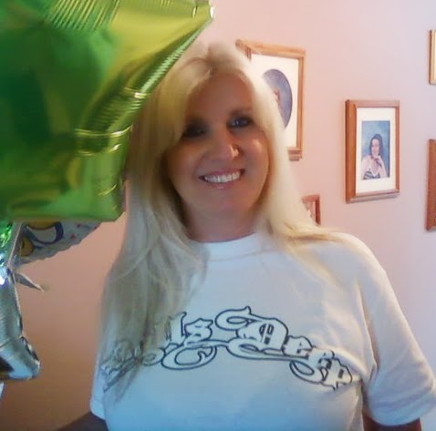 Cindy Richardson Photo 15
