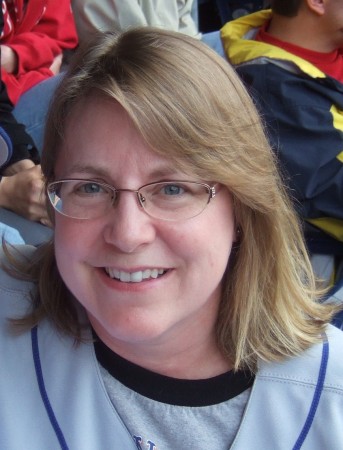 Elizabeth Pierce Photo 29