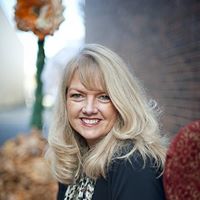 Denise Downey Photo 14