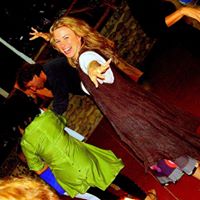 Jennifer Wickham Photo 10