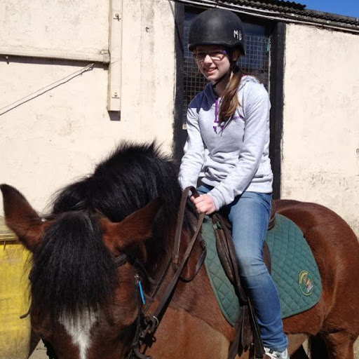 Clare O'Connor Photo 6