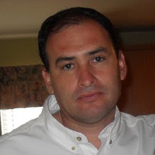 Luis Castro Photo 36