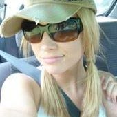 Danielle Rhoades Photo 8