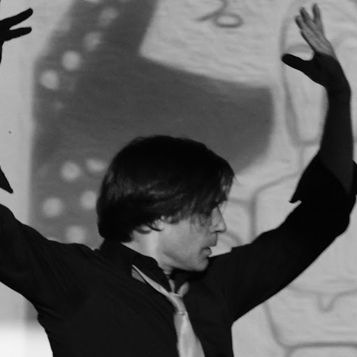 Gabriel Arango Photo 14