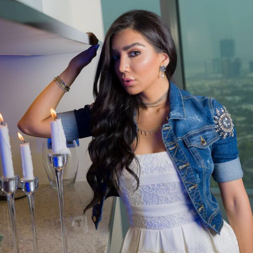 Renee Farah Photo 3