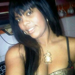 Carmen Robles Photo 14
