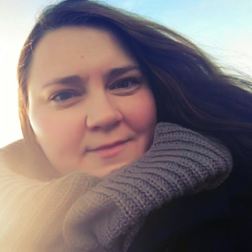 Anna Mo Photo 2