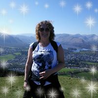 Julie Stringer Photo 16