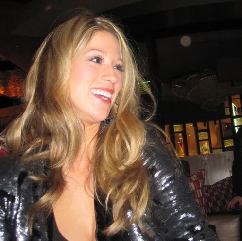 Kristin Gregory Photo 33