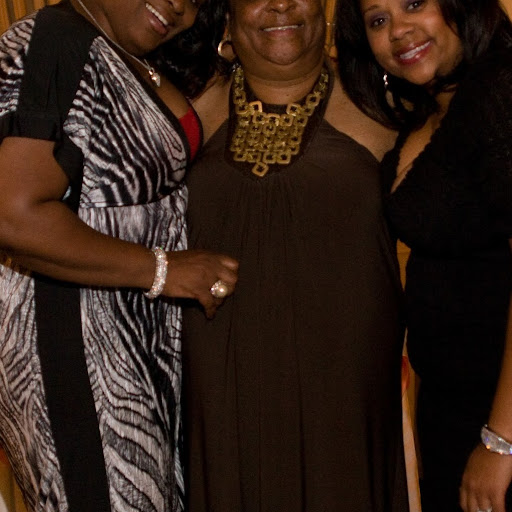 Linda Jefferson Photo 11