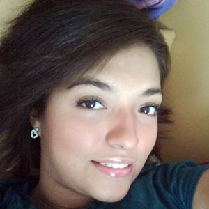 Jennifer Vargas Photo 17