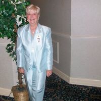 Dean Hackett Photo 4