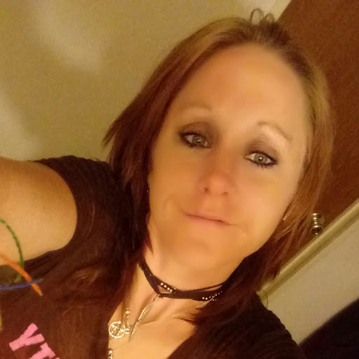 Stephanie Fuller Photo 19