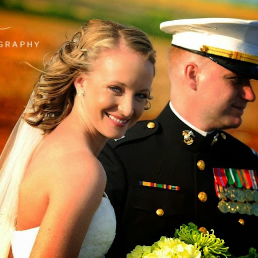 Stephanie Richardson Photo 16