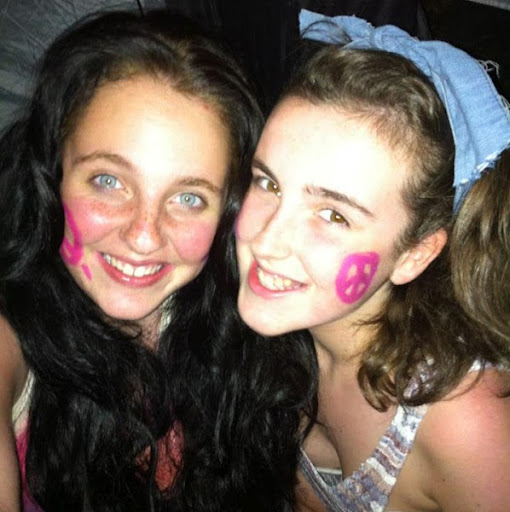 Eleanor Walker Photo 18