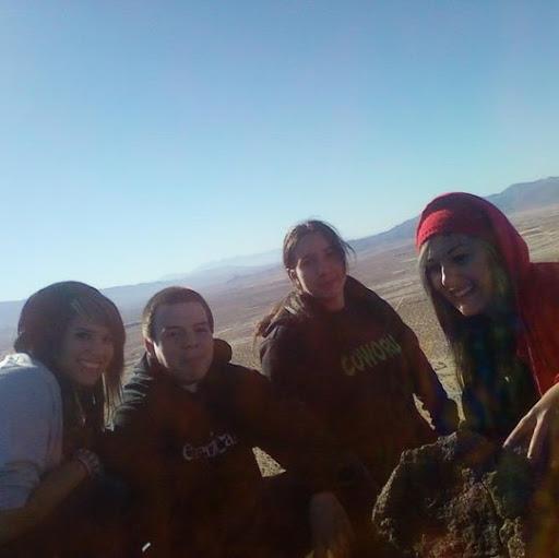 Laura Teran Photo 12