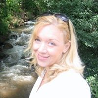 Jennifer Farrell Photo 34