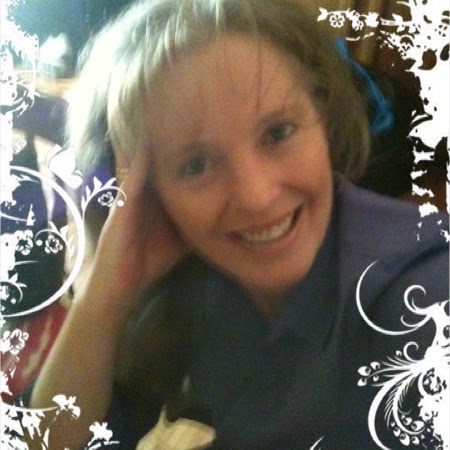 Teresa Hoskins Photo 25