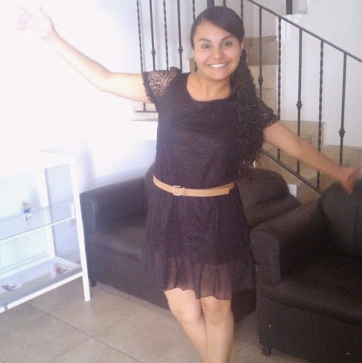 Laura Mireles Photo 36