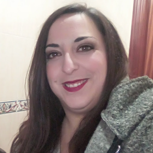 Lorena Rodriguez Photo 36