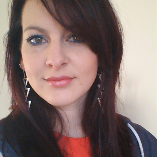 Caroline Cook Photo 19