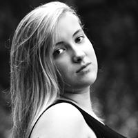 Catherine Burke Photo 29