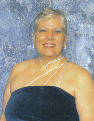 Suzanne Stone Photo 11