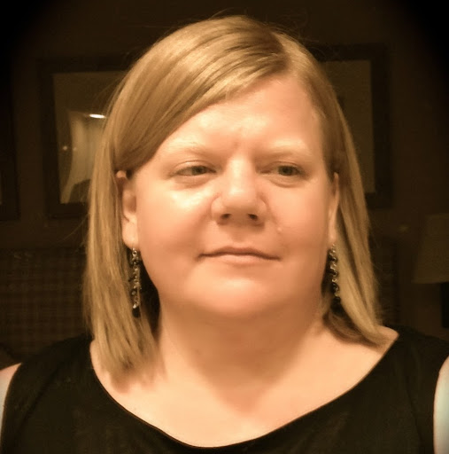 Elizabeth Hackett Photo 41