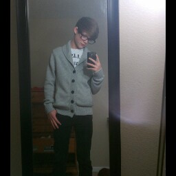 Dylan Gordon Photo 12