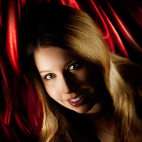 Tiffany Robinson Photo 41