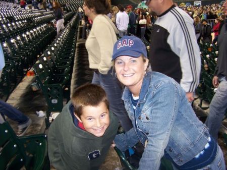 Angie Smith Photo 28