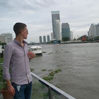 Julian Ellis Photo 27