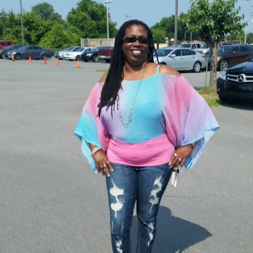 Cynthia Coleman Photo 17