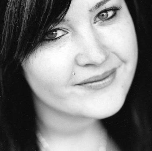 Carolyn Fletcher Photo 12