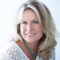 Kristin Delong Photo 17