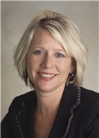 Elizabeth Howard Photo 1