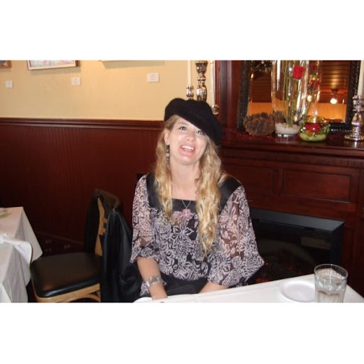 Bobbi Harris Photo 16