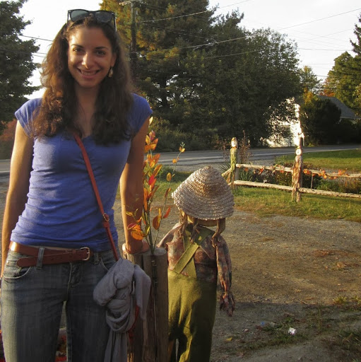 Ana Perry Photo 4