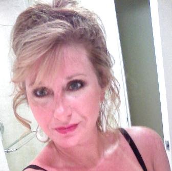 Amy Welch Photo 6