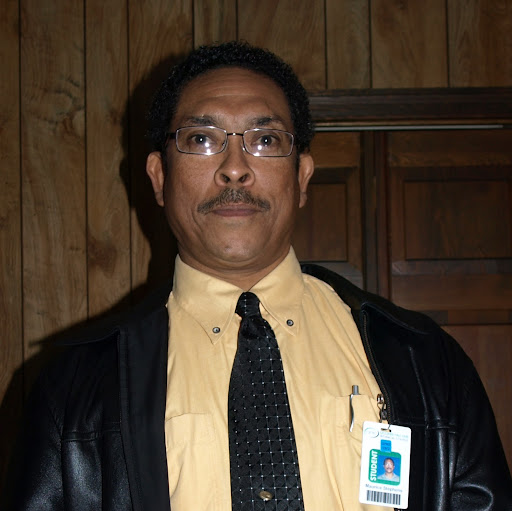 Maurice Stephens Photo 17