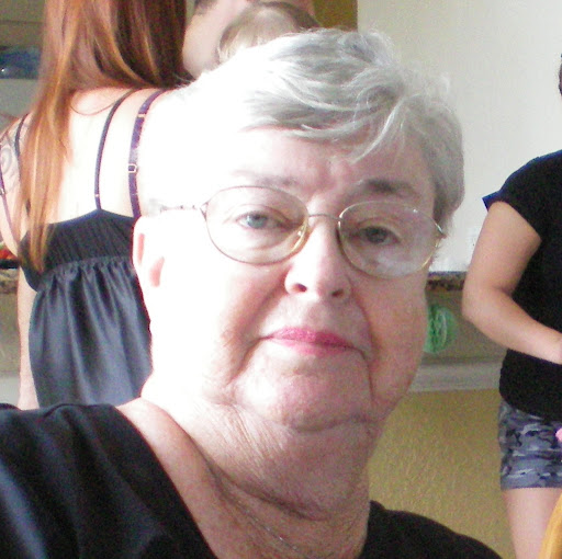 Nancy Beers Photo 17