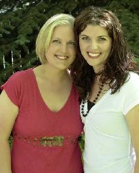 Elizabeth Perry Photo 26