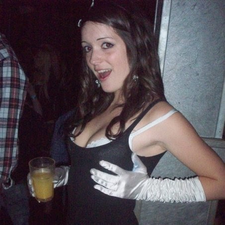 Faye Elliott Photo 5