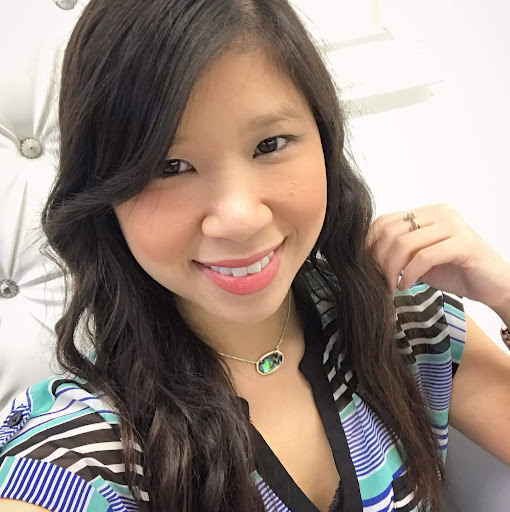 Julie Pham Photo 17
