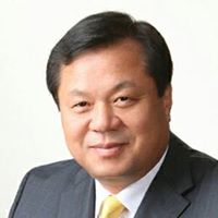 Yong Ahn Photo 18