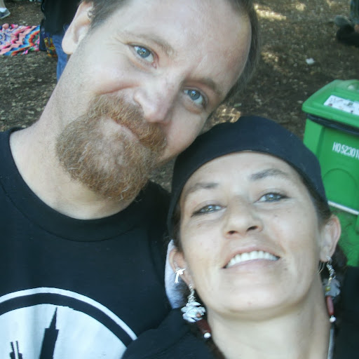 Elizabeth Sweatt Photo 12