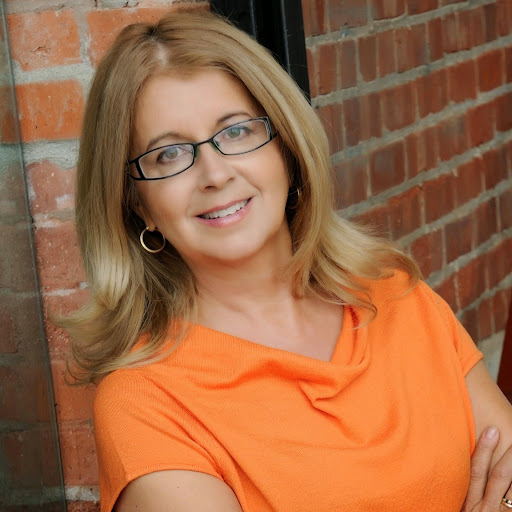 Bonnie Thompson Photo 15