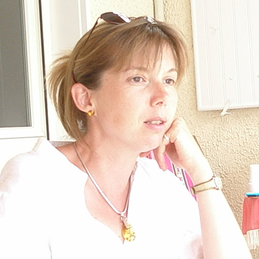 Claire Simon Photo 30